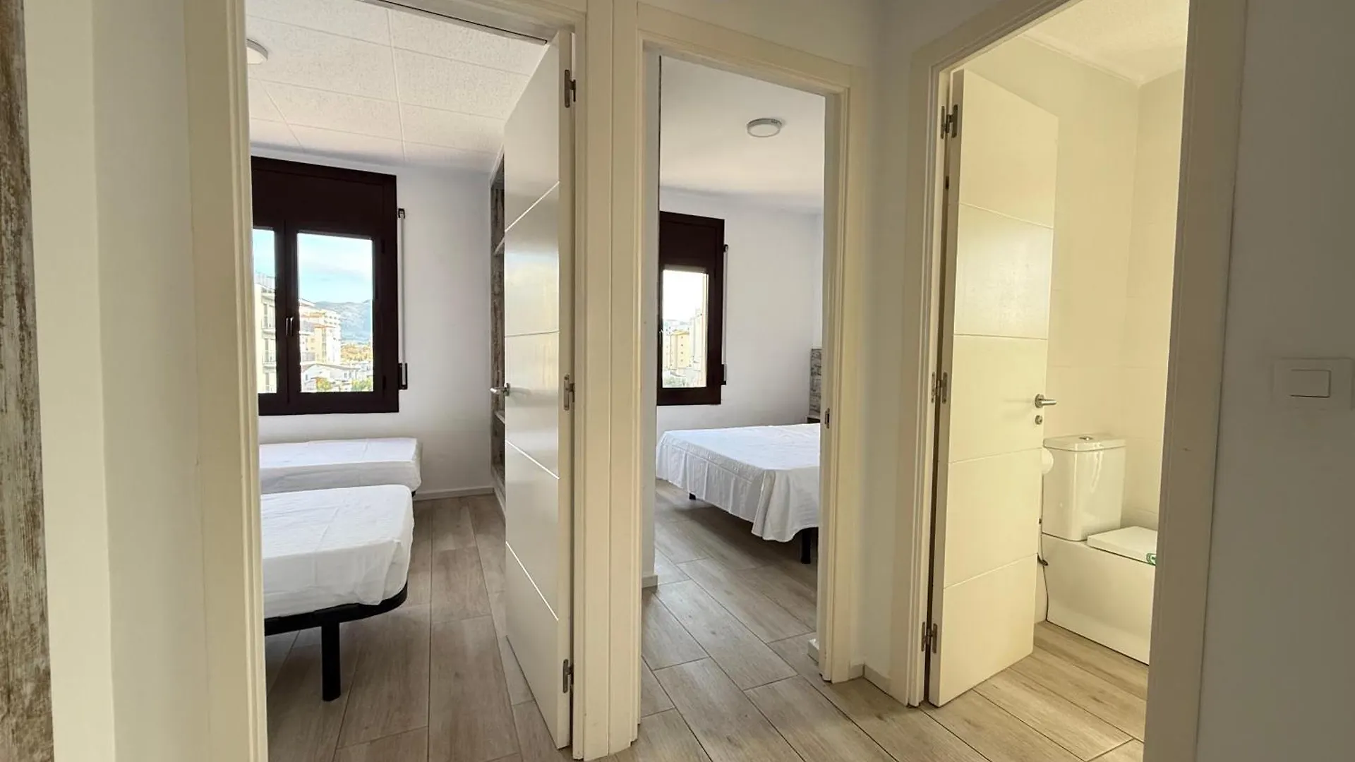 Agi Montseny Apartment Roses